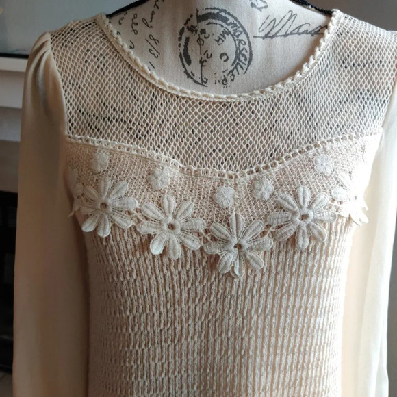 Flying Tomato Embroidered Flower Ivory Tassel Crochet Bohemian Mini Dress Size S - Picture 6 of 12